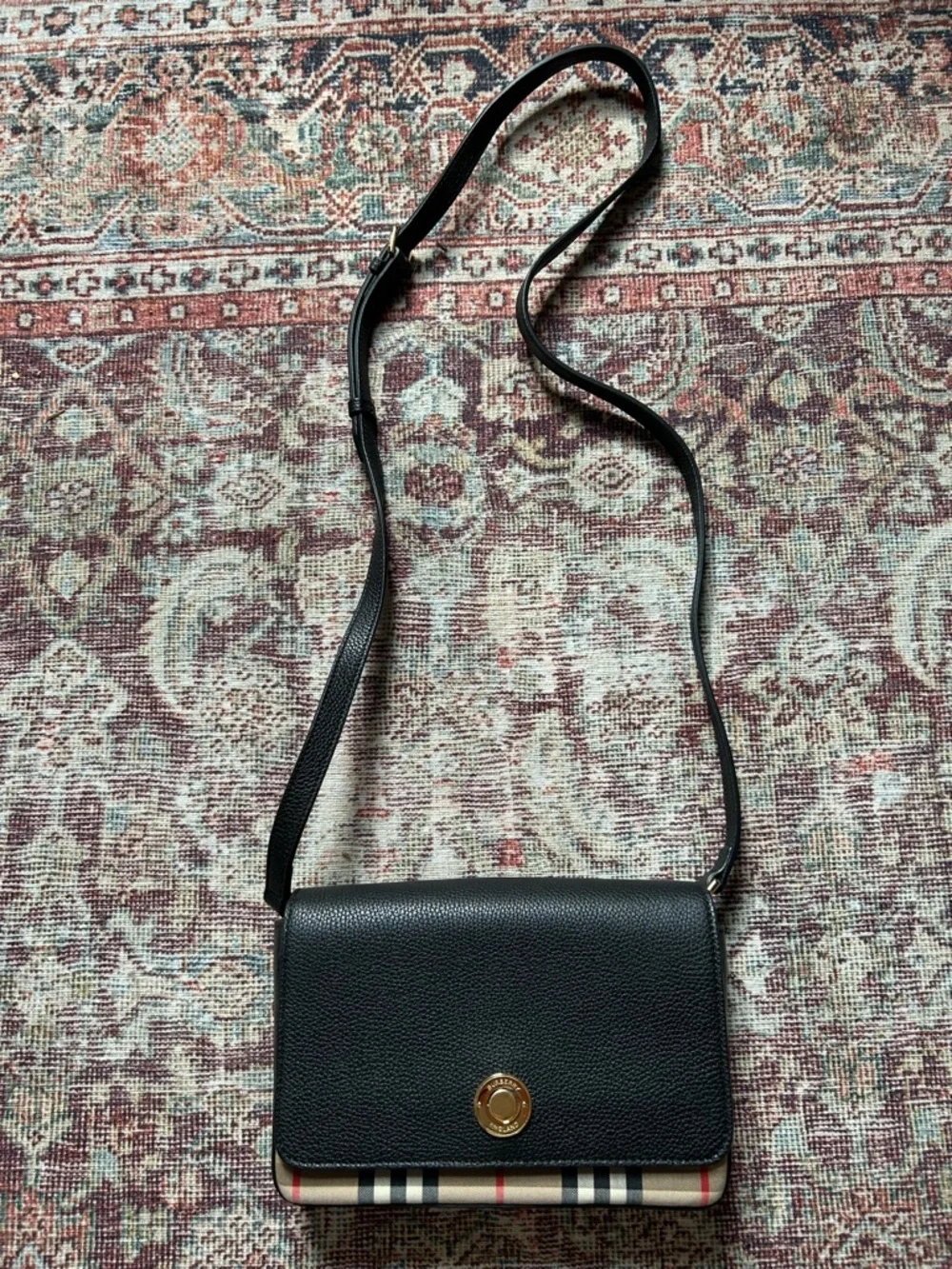 Burberry New Hampshire Check Leather
Crossbody Bag - Picture 6 of 12